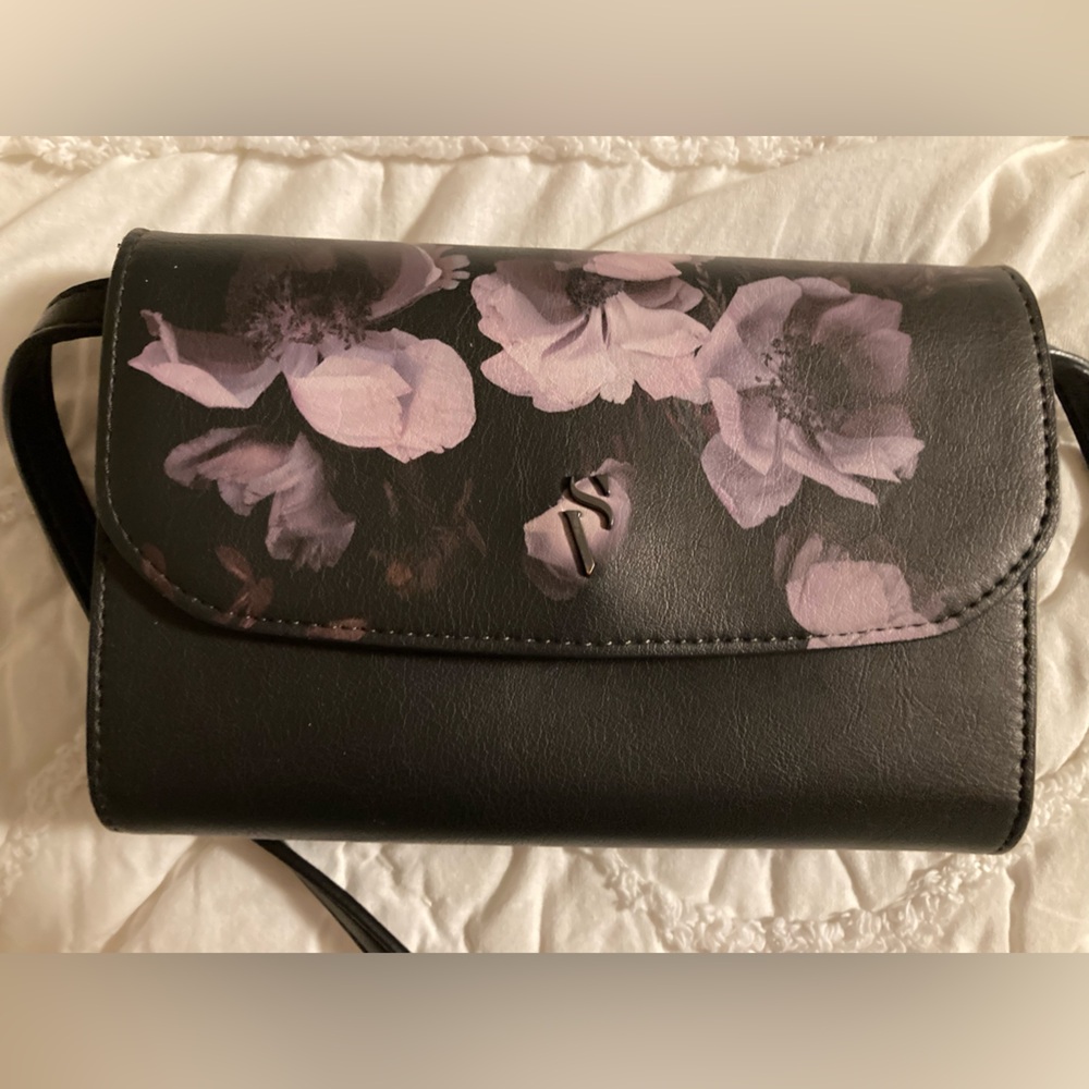 Simply Vera Vera Wang Signature Mini Crossbody Bag